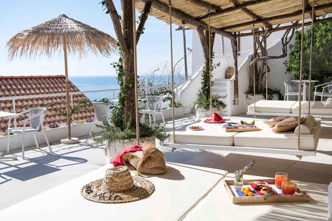 Una Villa - Amalfi Boutique Rooms B&B Bed & Breakfast